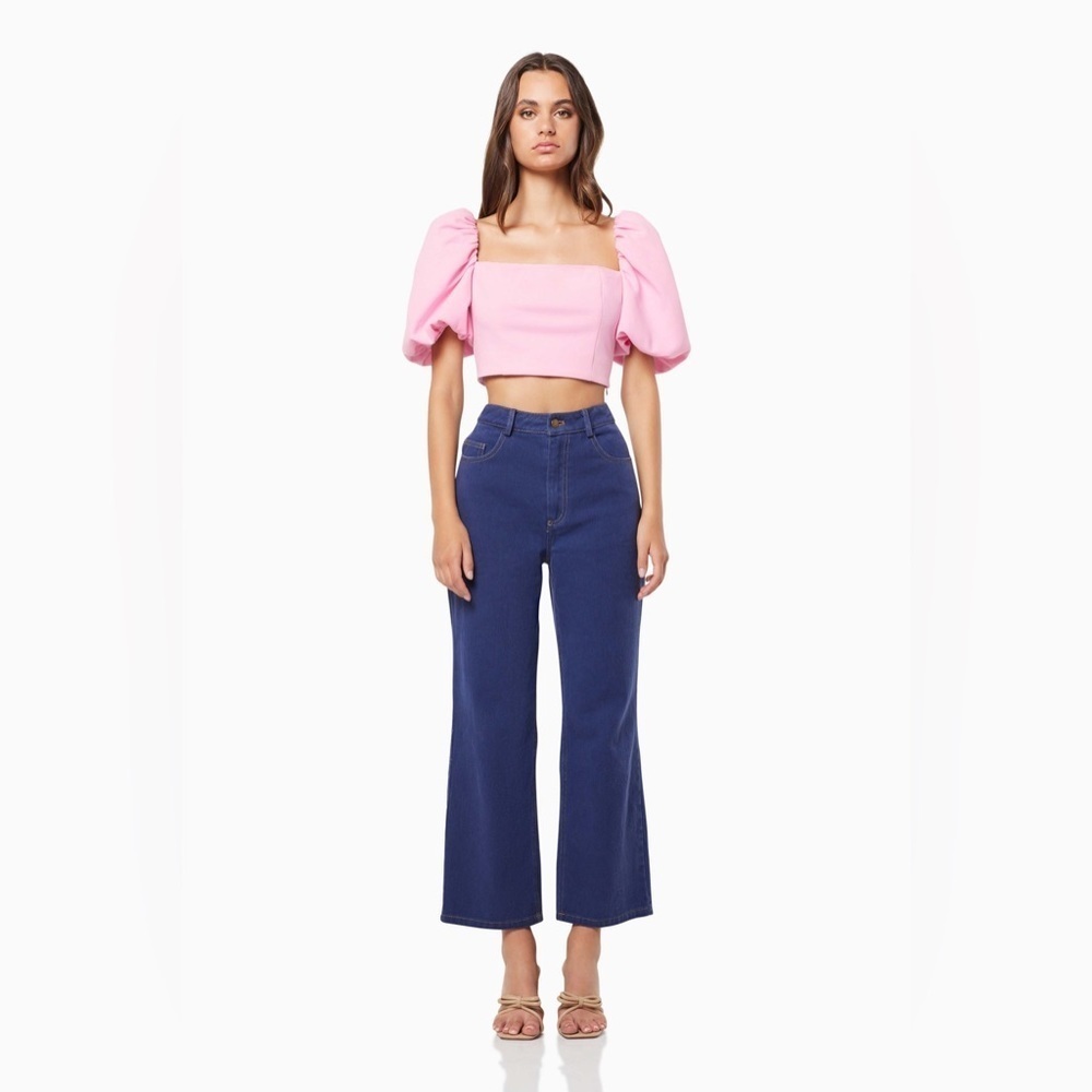 Elliatt Rhythm  Crop Top Baby Pink